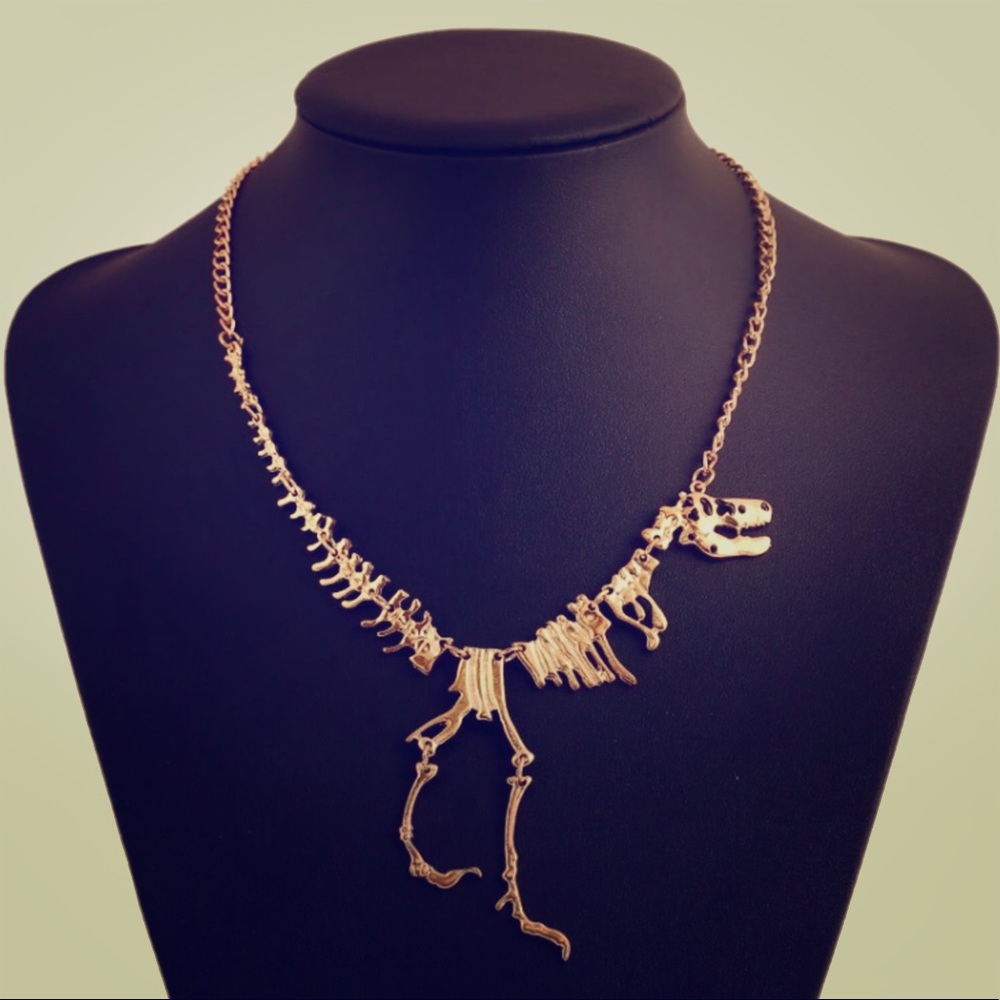 🔥BOGO Free! 🦖Jurassic Class Statement necklaces!